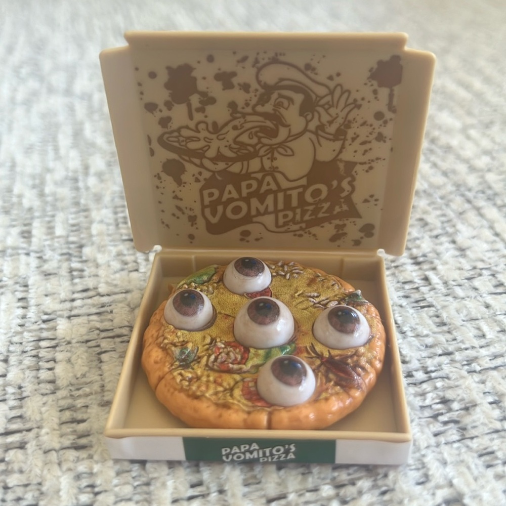 Mega Gross Minis Papa Vomito’s Pizza